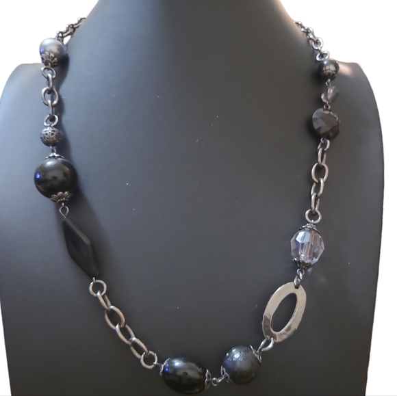 Funky Bead and Chain Necklace - Picture 3 of 3